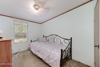 Great wooded lot with private, fenced back yard. Detached garage - photo 24