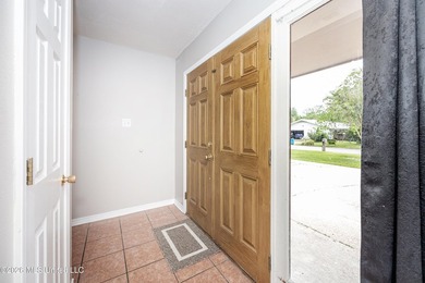 Located in Ocean Springs' desirable Golf Cart District, this - photo 10
