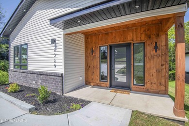 BUILDER OFFERING $10,000 in concessions for buyer expenses or - photo 2