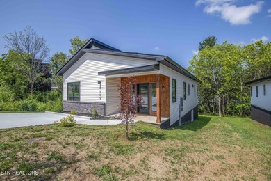 BUILDER OFFERING $10,000 in concessions for buyer expenses or - photo 3