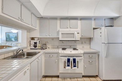105 Paradise Harbour Blvd 307 - photo 9