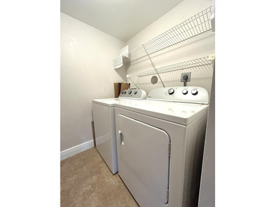 Great Condo! This 2-Bedroom, 2-Bathroom on the 1st floor offers - photo 10