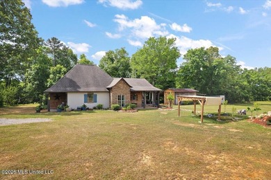 Tucked away in the highly sought after Clarkdale school district - photo 2