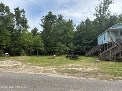 Charming cottage nestled on a spacious half-acre lot in the - photo 4