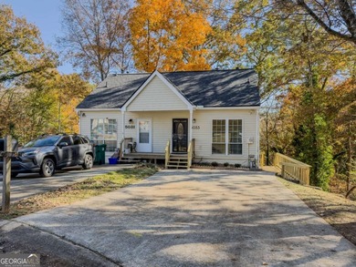 (private lake, pond, creek) Townhome/Townhouse For Sale in Smyrna Georgia