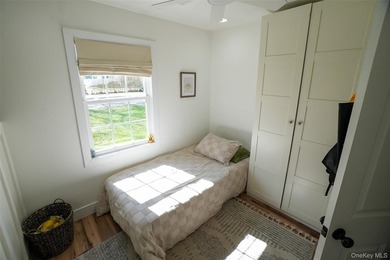 Beautifully maintained expanded ranch situated on nearly an acre - photo 12