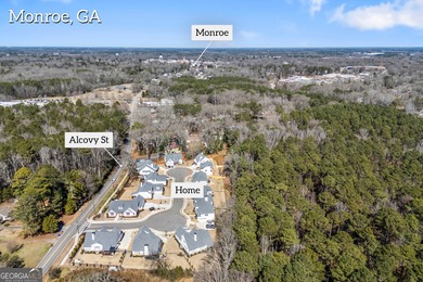 New construction farmhouse walking distance (or take your golf - photo 13