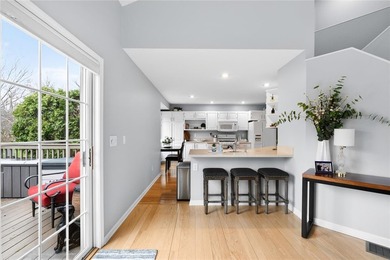 BRAND NEW ROOF! Welcome to 24 Willowbrook Drive, located in - photo 15