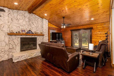 Escape to your own East Texas retreat with this beautifully - photo 15