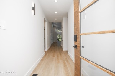 BUILDER OFFERING $10,000 in concessions for buyer expenses or - photo 5