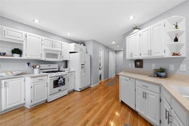 BRAND NEW ROOF! Welcome to 24 Willowbrook Drive, located in - photo 16