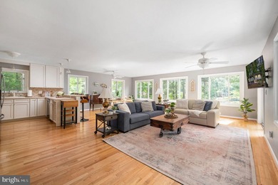 Welcome home to 103 Hillside Drive! Your private retreat in the - photo 17