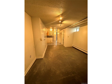 **Unlock the Potential in Wakefield!** Being Sold As Is - photo 19