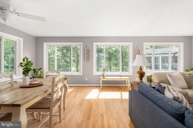 Welcome home to 103 Hillside Drive! Your private retreat in the - photo 20