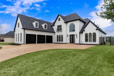 Lake Home For Sale in Shreveport, Louisiana