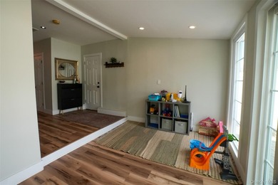 Beautifully maintained expanded ranch situated on nearly an acre - photo 23