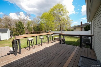 Beautifully maintained expanded ranch situated on nearly an acre - photo 29