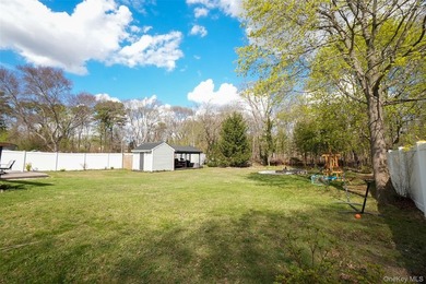 Beautifully maintained expanded ranch situated on nearly an acre - photo 31