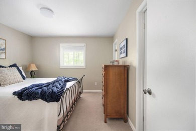 Welcome home to 103 Hillside Drive! Your private retreat in the - photo 31