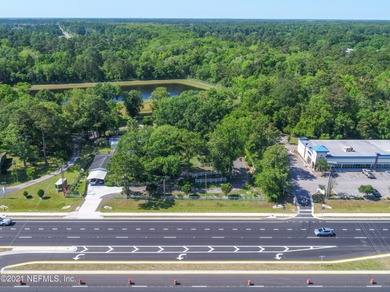 Great find in a area Primed for Growth. This property is 1 of 3 - photo 2