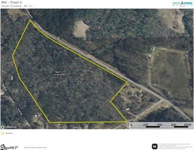 All property details and showings are handled directly by the - photo 15