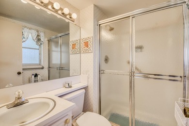 Terrific 55+ living! Extra bright end unit with beautiful golf - photo 9