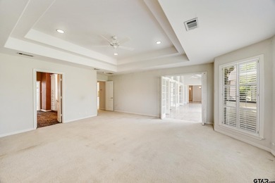 New home on the golf course? Yes, please! This spacious home - photo 32
