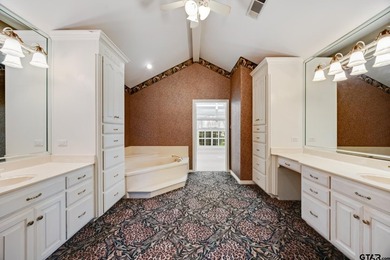 New home on the golf course? Yes, please! This spacious home - photo 33