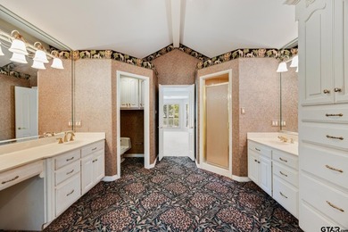 New home on the golf course? Yes, please! This spacious home - photo 34