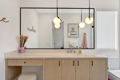 Coastal-Inspired Deepwater Estate sited on 80'+/- of - photo 35