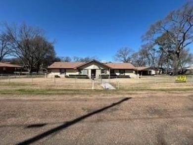 Lake Home For Sale in Tool, Texas