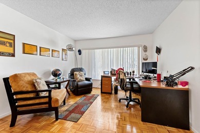 Welcome to this beautiful 3-bedroom, 2-bath, 2-car garage home - photo 7