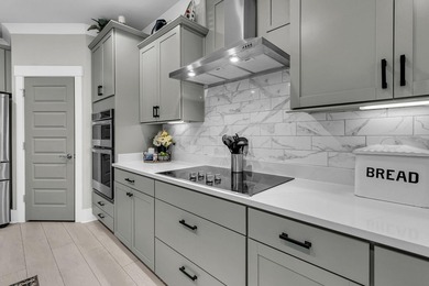 Welcome to 101 Garden Gate Way, a beautifully upgraded Castle - photo 14
