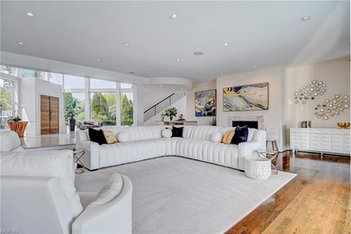 Indulge in luxury living with this breathtaking waterfront - photo 15