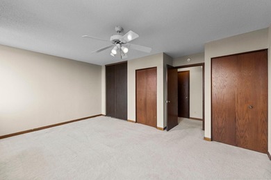 Enjoy the view of all of St. Paul & beyond our your 17th floor - photo 23