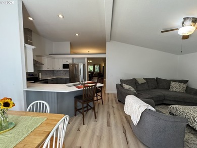 Beautiful home in desirable beach area location. Tucked away on - photo 25
