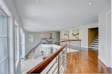 Indulge in luxury living with this breathtaking waterfront - photo 29