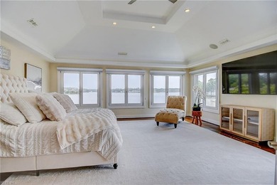 Indulge in luxury living with this breathtaking waterfront - photo 31