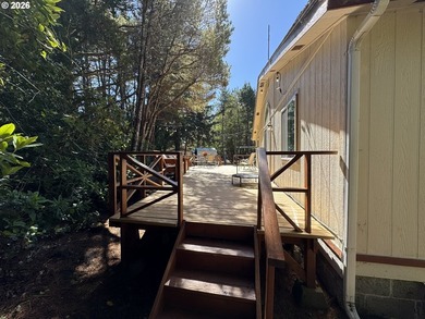 Beautiful home in desirable beach area location. Tucked away on - photo 31