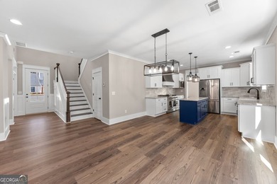 New construction farmhouse walking distance (or take your golf - photo 33