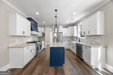 New construction farmhouse walking distance (or take your golf - photo 35