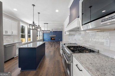 New construction farmhouse walking distance (or take your golf - photo 40