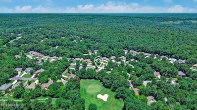 Perfectly positioned on the 17th green of the prestigious - photo 5