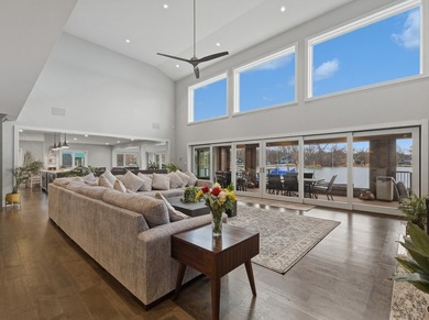 A Masterpiece of Modern Waterfront Luxury. Discover a rare - photo 4