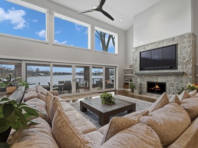 A Masterpiece of Modern Waterfront Luxury. Discover a rare - photo 5