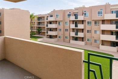 LOCATION, LOCATION, LOCATION!!! Opportunity awaits in the gated - photo 5