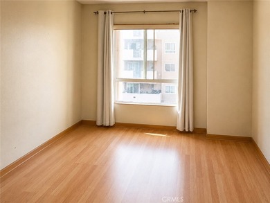 LOCATION, LOCATION, LOCATION!!! Opportunity awaits in the gated - photo 6