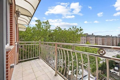 Spacious and beautiful 2 bed 2 bath condo with terrace - photo 16