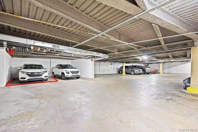 Spacious and beautiful 2 bed 2 bath condo with terrace - photo 20
