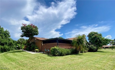 Beautifully remodeled throughout! Recent upgrades include a roof - photo 22